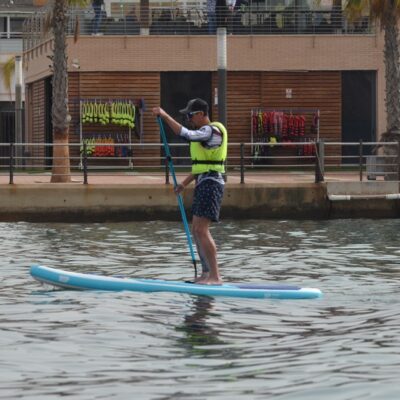 paddle surf