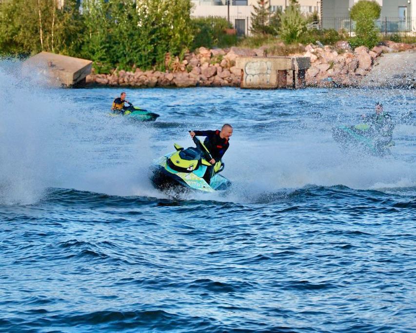 moto de agua en invierno